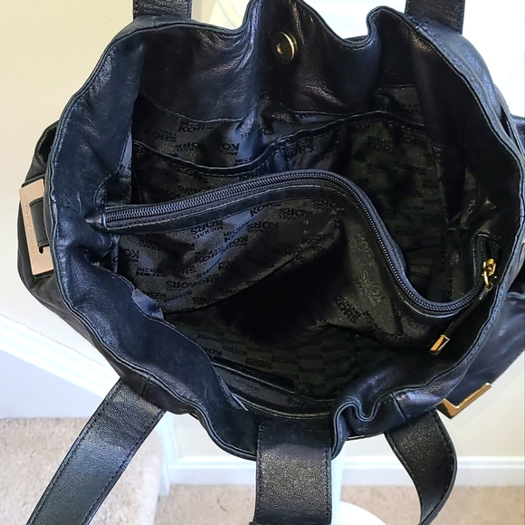 Michael Kors Black Bag - Picture 6 of 10